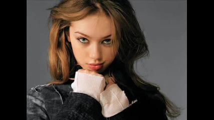 Skye Sweetnam - Shot To Pieces