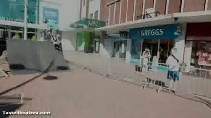 Трик с колело 