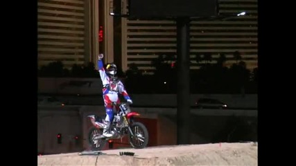 Robbie Maddison Jumps 322 Feet in Vegas