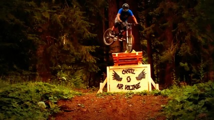Downhill 2012 Fun Intro Original Air Voltage