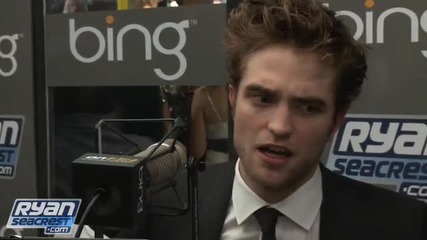 Robert Pattinson walks off Ryan Seacrest Interview 