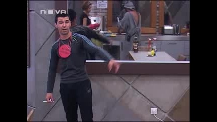 Биг Брадър = Novа 07.05.10 Цялото Предаване ( Big Brother Family ) Част 2 