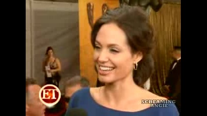 Angelina Jolie - Angelina Talk Kids The 15th Sag Awards Red Carp