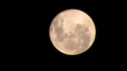 Луната с Zoom фиксиран на Panasonic камера