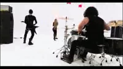 Shaw - Destrozado y Sin Control