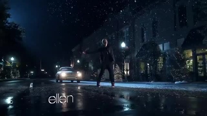 Ellen in Justin Bieber's mistletoe
