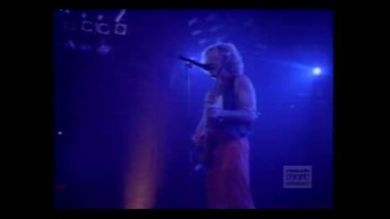 Van Halen - Love Walks In