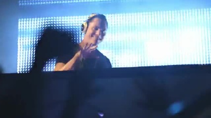 Tiesto feat. Nelly Furtado - Who Wants To Be Alone [hq]