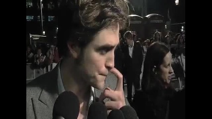 Rob Pattinson interview at the Remember Me Uk Premiere (17.03.2010) :) 
