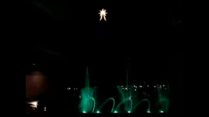 феерия и шоу фонтаните на Коледа в Дубай 
