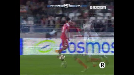 03.03.2010 Португалия 2 - 0 Китай Крстиано Роналдо прави финт 
