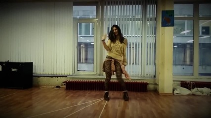 T-ara's - Little Apple cover by Lin (c-zone)