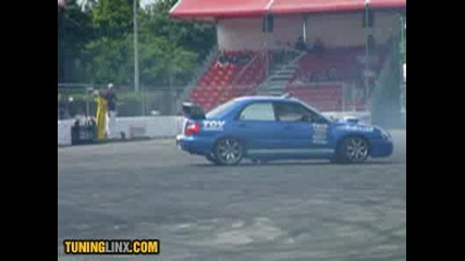 Drift Na Subaru Impreza.