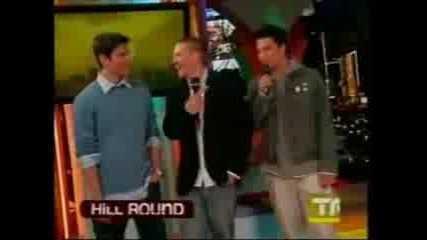 One Tree Hill Cast - Smile
