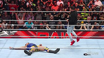 Johnny Gargano superkicks Theory