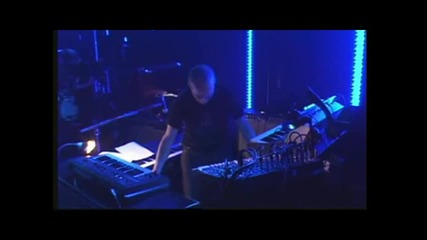 Massive Attack & Portishead - Glory Box live 