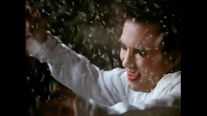 The Cure - Friday I'm In Love
