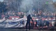 Феновете на ЦСКА демонстративно запалиха "сини" артикули