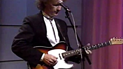 Becky Hobbs feat Donnie London (guitar) - Do You Feel The Same Way Too / Live on Nashville Now 1992