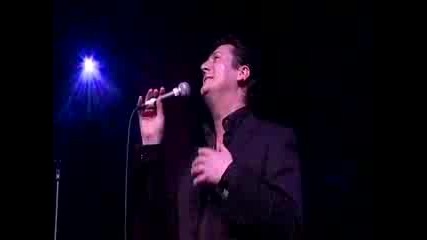 Tony Hadley - Walking In Memphis