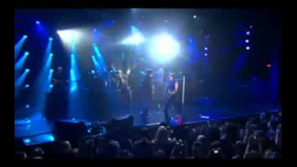 bon Jovi - Born to Follow Lost Highway live from Times Square 2010 
