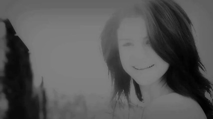 Selena Gomez - Sassy