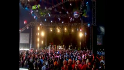 The Saturdays - Up( Live at Isle of Wight Festival)