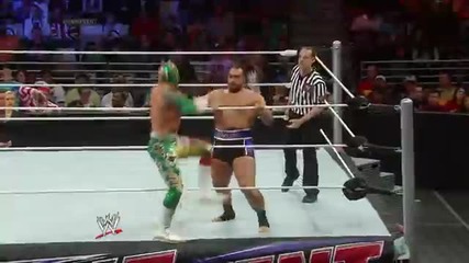 Гордоста на България! Sin Cara vs Alexander Rusev - Wwe Main Event 8/4/14