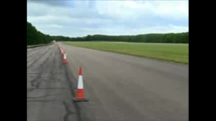 Ultimate V10 acceleration sounds - Lfa vs Carrera Gt