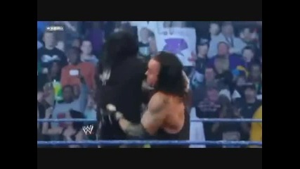 Undertaker chokeslam Cm Punk