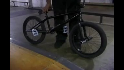 Bmx5 Details of a Bmx Feeble Grind Trick