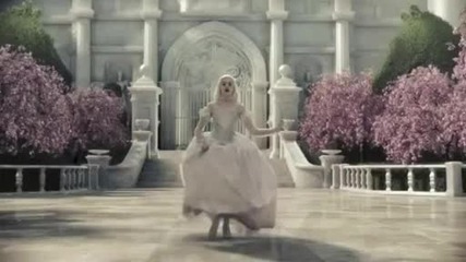 Bridget Lolness - Alice