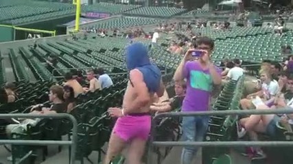 Warped Tour (behind the Scenes) 