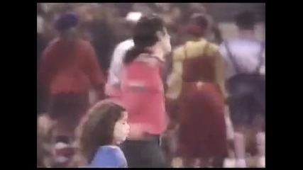 Michael Jackson - Heal The World Live At Gbill Clintons Gala 1992. 