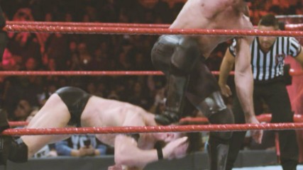 An in-depth look at Seth Rollins finishing off Finn Bálor: WWE.com Exclusive, Jan. 18, 2018