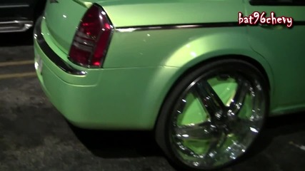 Outrageous Chrysler 300 on 28 Dub Delusions Floaters Night Time
