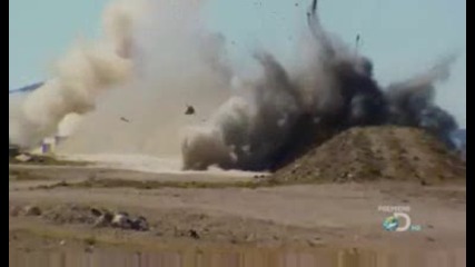 Mythbusters - Pancaked Car