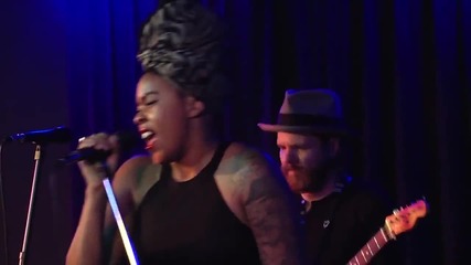 Nikki Hill - Sweet Little Rock and Roller