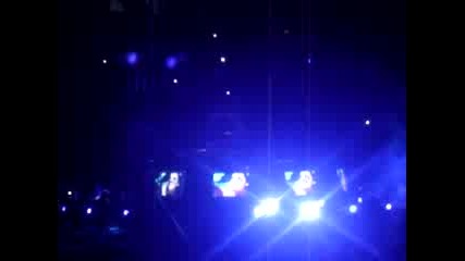 Dj Tiesto - Dance 4 Life - На Живо