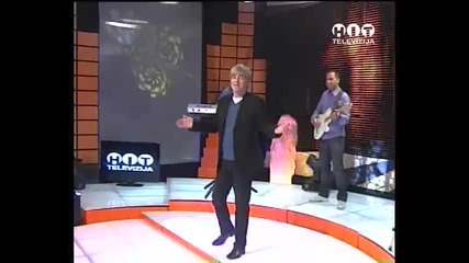 Esad Plavi - Dvije zemlje