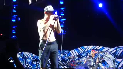 Red Hot Chili Peppers разгорещиха София