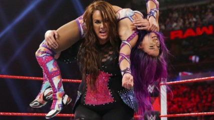Sasha Banks vs. Nia Jax - Winner Challenges Ronda Rousey for the Raw Women's Championship at Royal Rumble: Raw, Jan. 7,