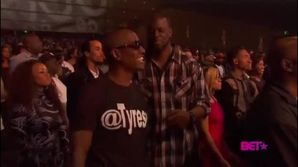 Wiz Kalifa- Taylor Gang live Bet Hip Hop Awards 2011