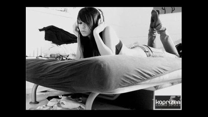 Alessandro Viale feat Vaanya Diva - Sweet Little Thing (da Brozz Remix)