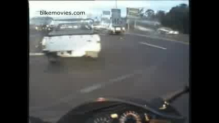 Suzuki Hayabusa - Flight On The Freeway