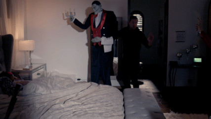 Miz scares Marjo right out of her bed: Miz & Mrs. Preview, May 14, 2019