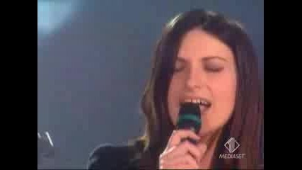Laura Pausini - Resta In Ascolto Live