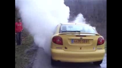 Renault Megane 2.0i Burnout