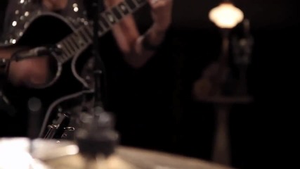 Christina Perri sings Black + Blue (live at Ocean Way Studios)