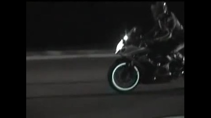 gsxr 1000 vs supra [www.keepvid.com]
